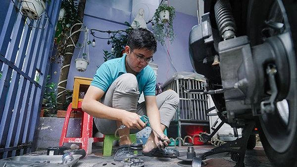 Bỏ công việc ngàn đô để đi rửa xe